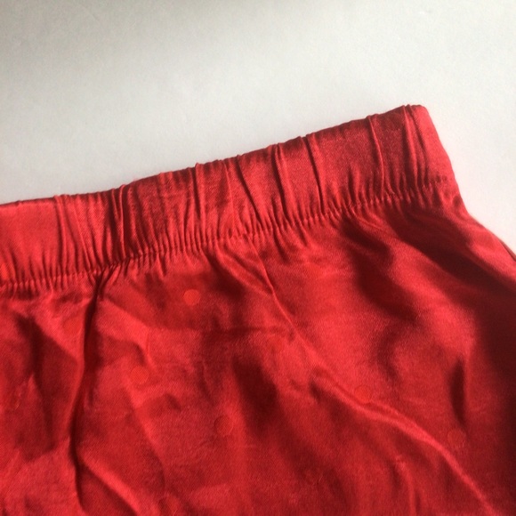 VICTORIAS SECRET RED POLKA DOT SATIN SLEEP SHORTS SMALL - Picture 10 of 10
